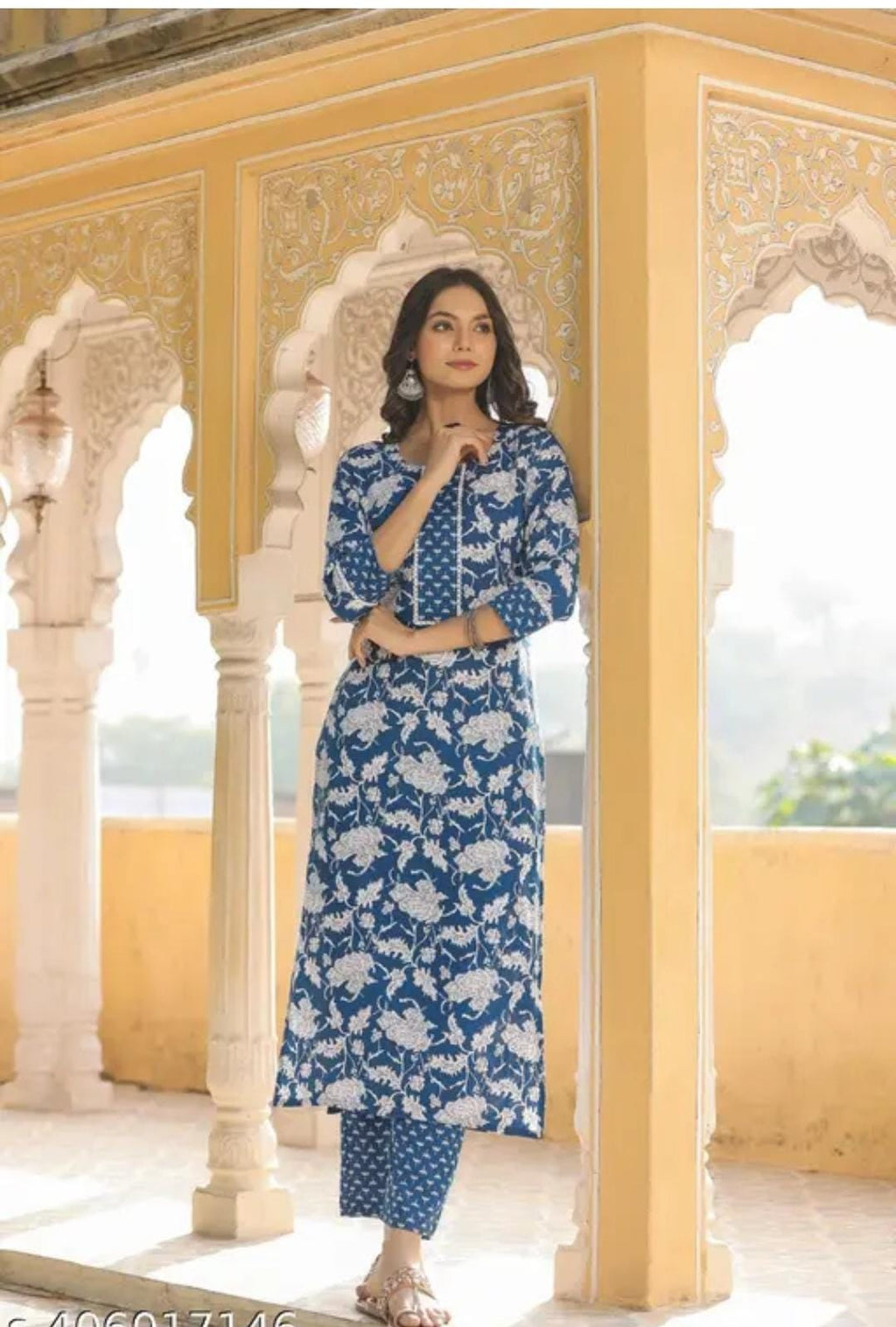 Womens Floral Round No Dupatta Kurta Sets