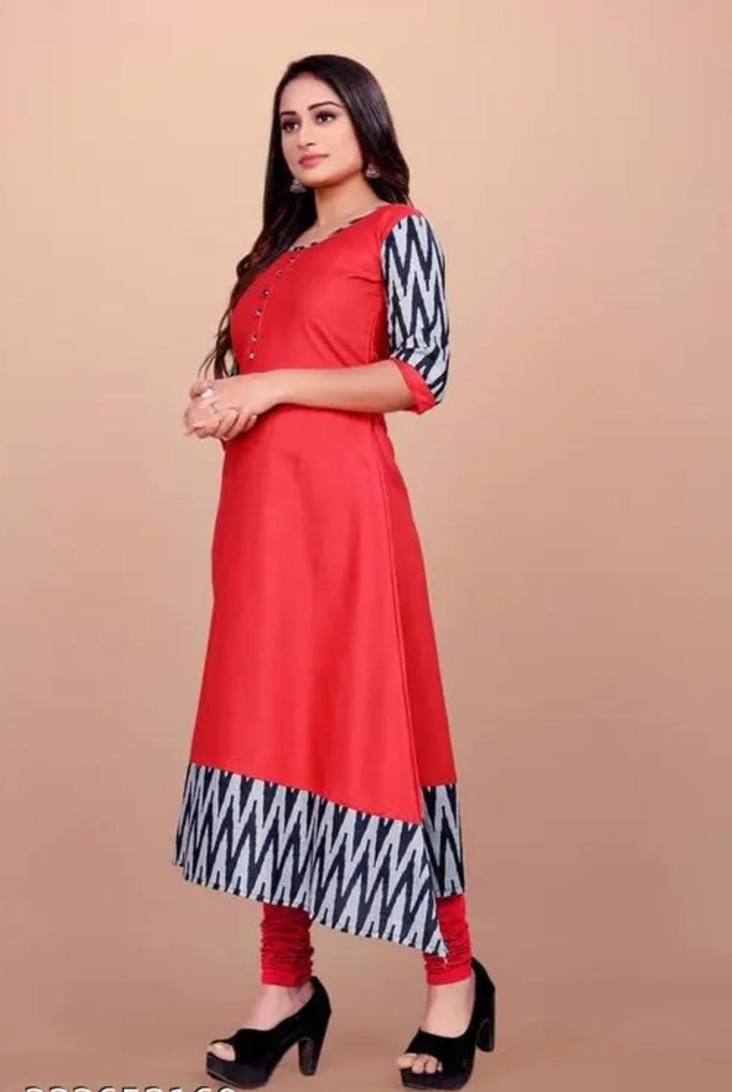 Women Solid Cotton Gown Red