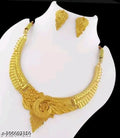 New Tready Golden Jewellery Set For Women