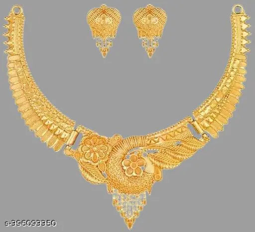 New Tready Golden Jewellery Set For Women
