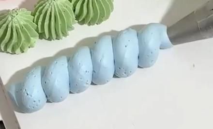 12-Piece Cake Piping Set - Stainless Steel Decorating Kit for Professional Baking