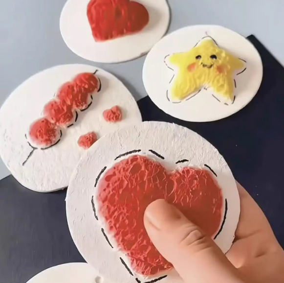 3D Squeezing Drawing Canvas