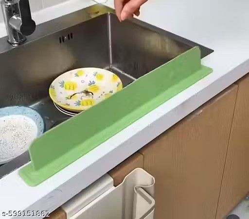 Kitchen Water Splash Guard - Sink Splashback For Dishwashing
